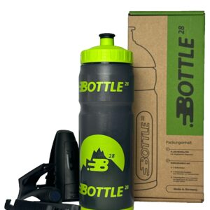 Schwarze Bottle28 700 ml Fahrrad-Trinkflasche mit magnetischem Flaschenhalter und integrierter Werkzeugaufbewahrung, Made in Germany, Rauchschwarz/Green, innovative Einbuchtung zum Stecken.